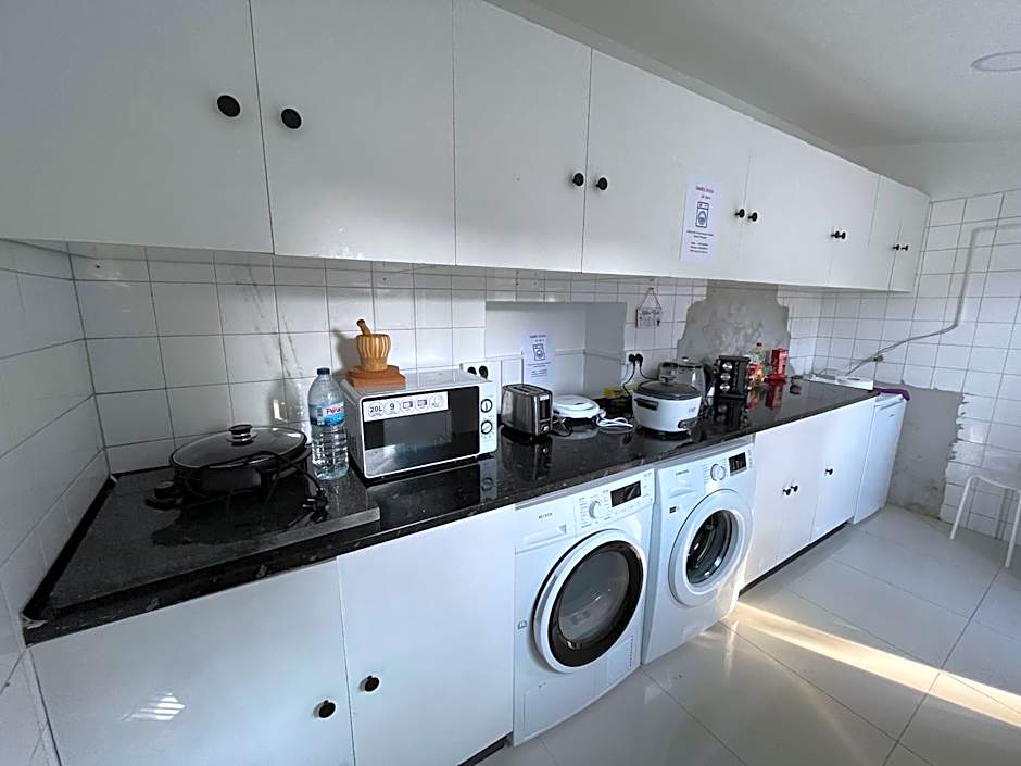 Owls Hostel Ildefonso