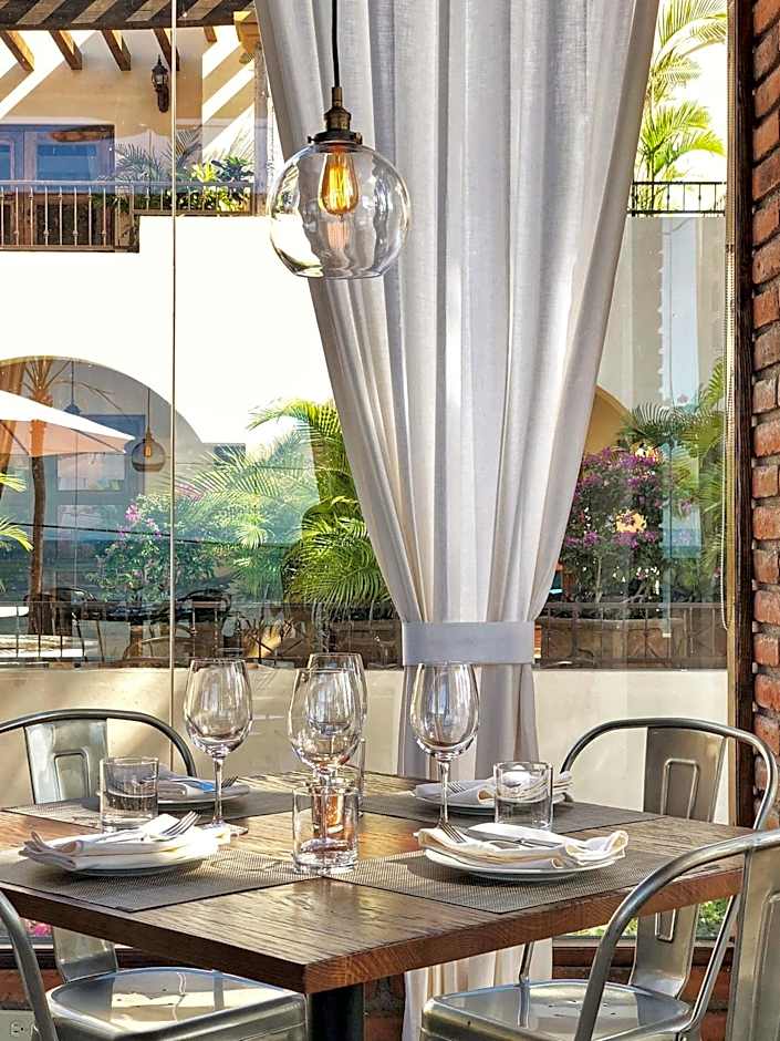 Posada de las Flores La Paz