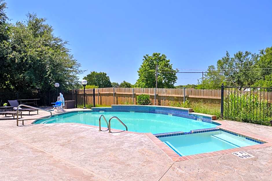 Holiday Inn Express Hotel & Suites Elgin By IHG