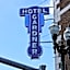 Gardner Hotel & Hostel