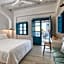 Blue Pearls-Adults Only Luxury Suites