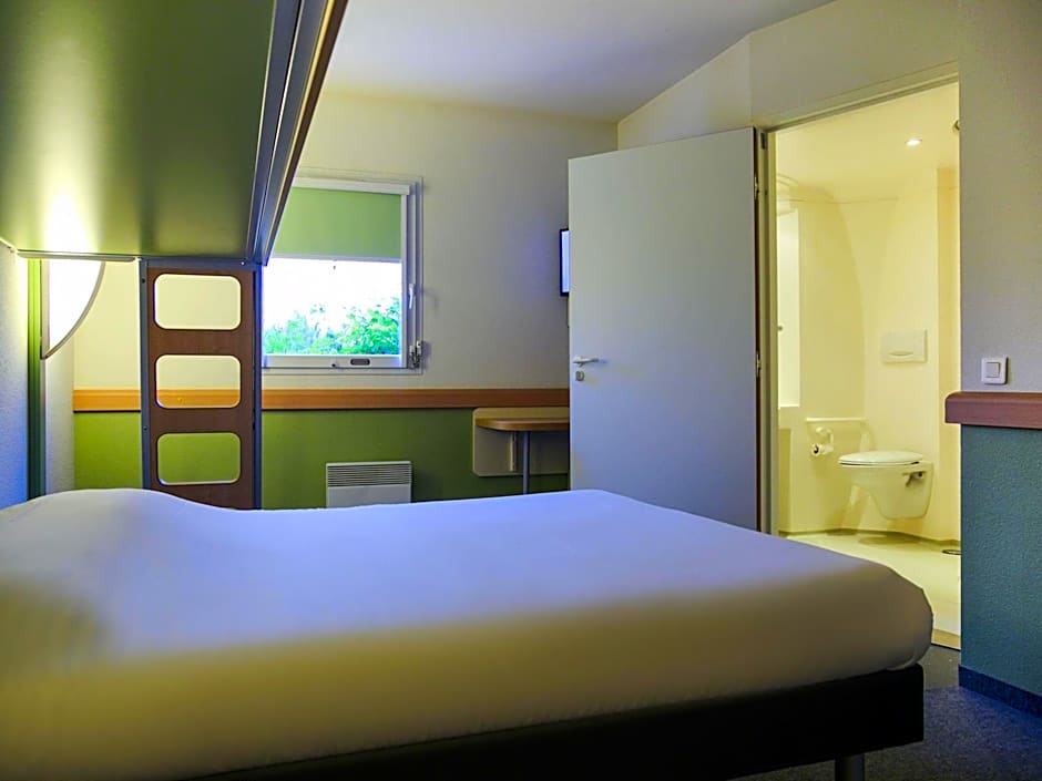 ibis budget Niort - La Crèche