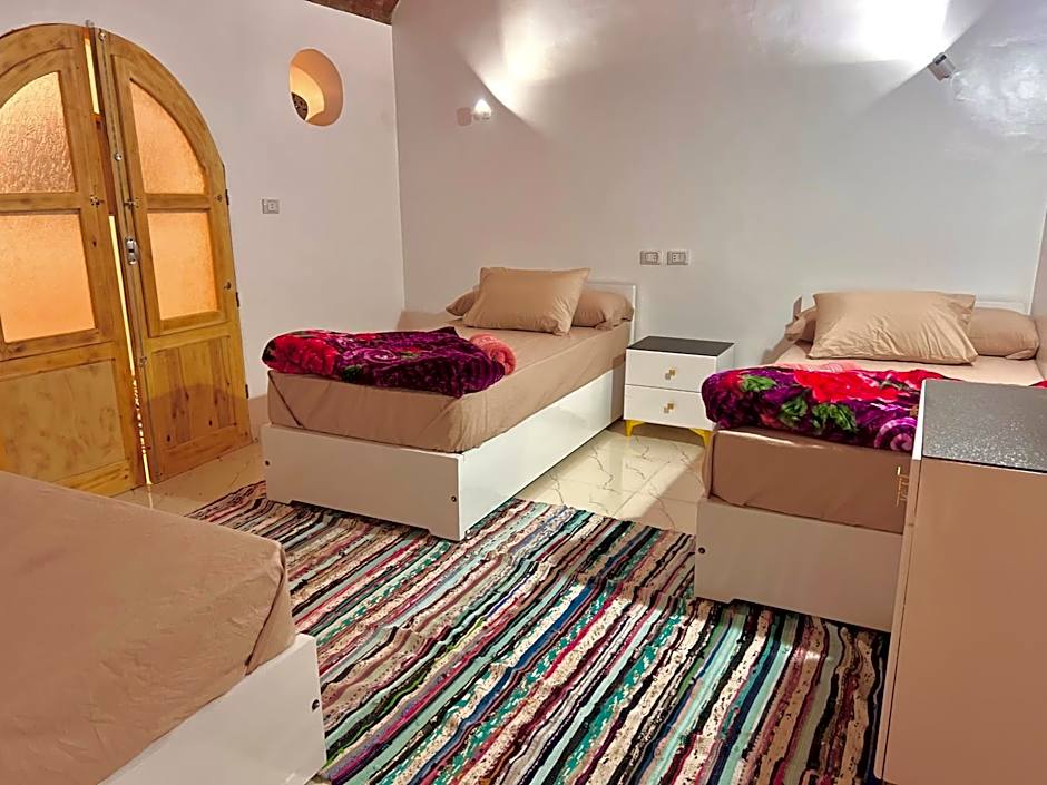 Salatoos Mango Garden and Guesthouse