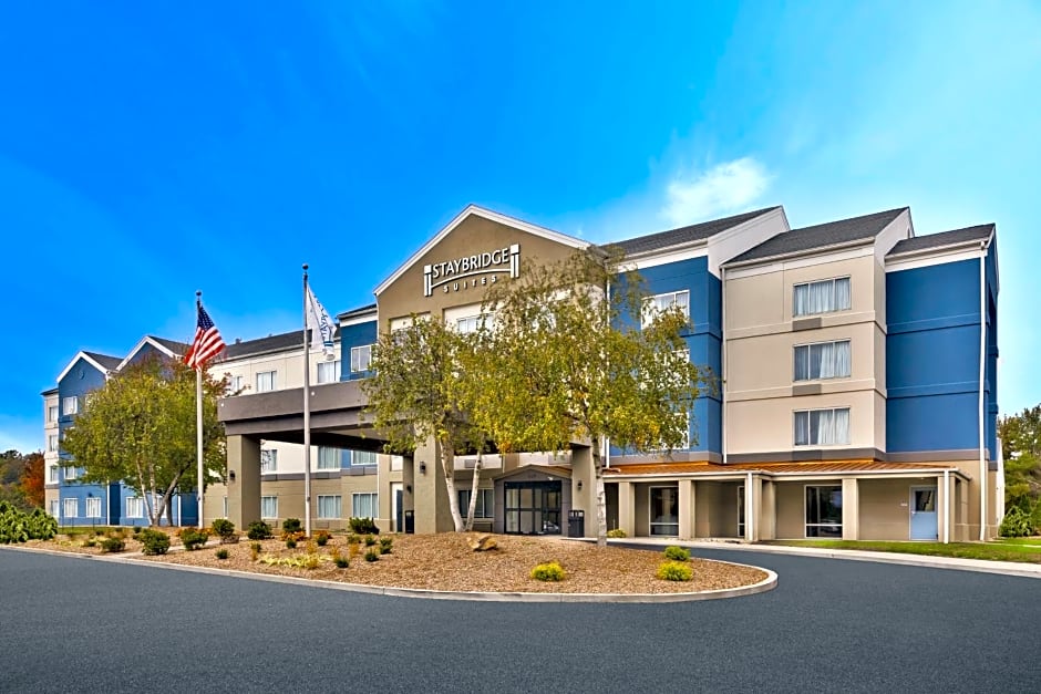 Staybridge Suites Pittsburgh Airport, an IHG Hotel