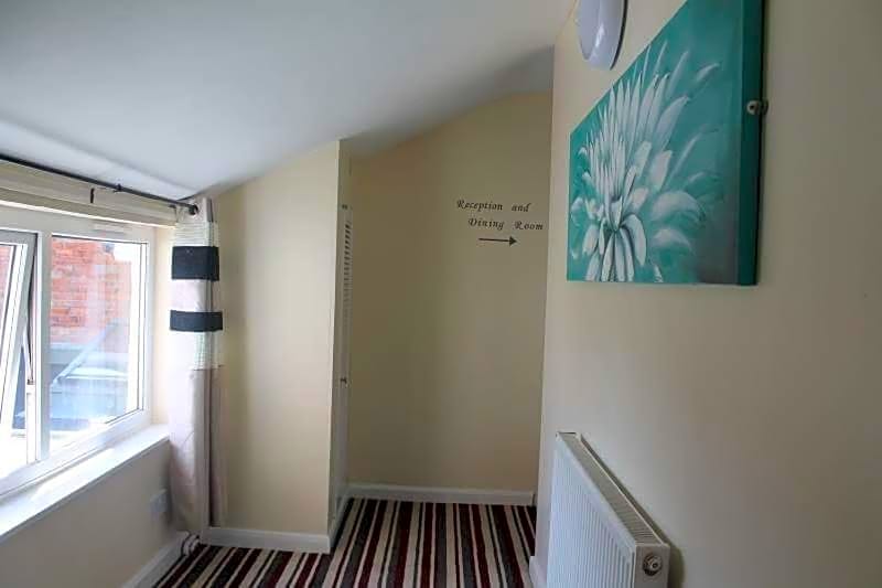 Riverside Guest House