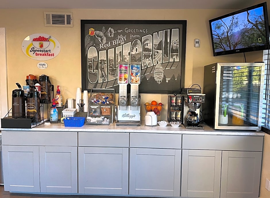 Super 8 by Wyndham Red Bluff