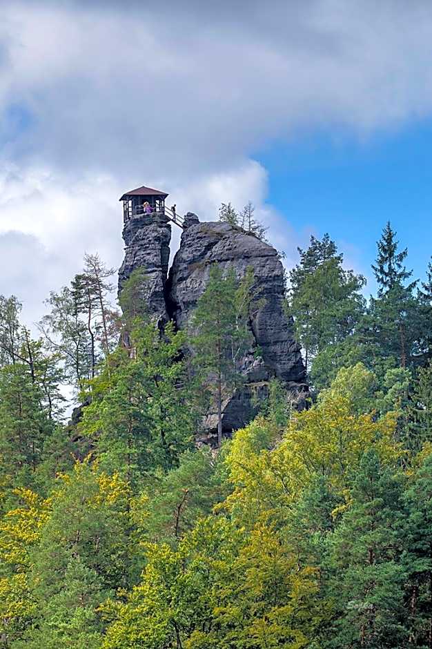 Hotel Jef a Krčma u Rytíře