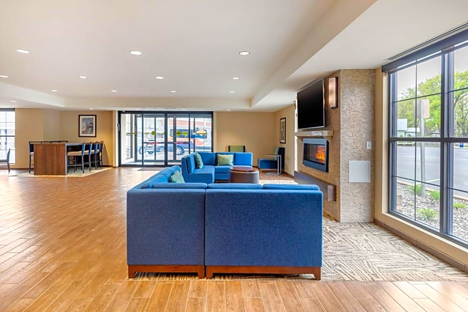 Comfort Inn & Suites Schenectady - Scotia