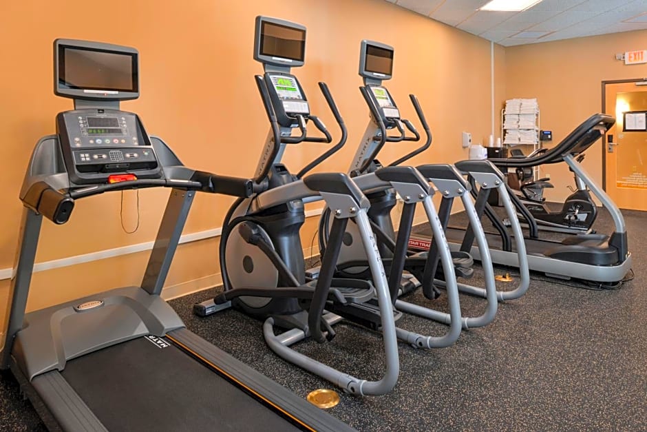 Holiday Inn Express Breezewood By IHG