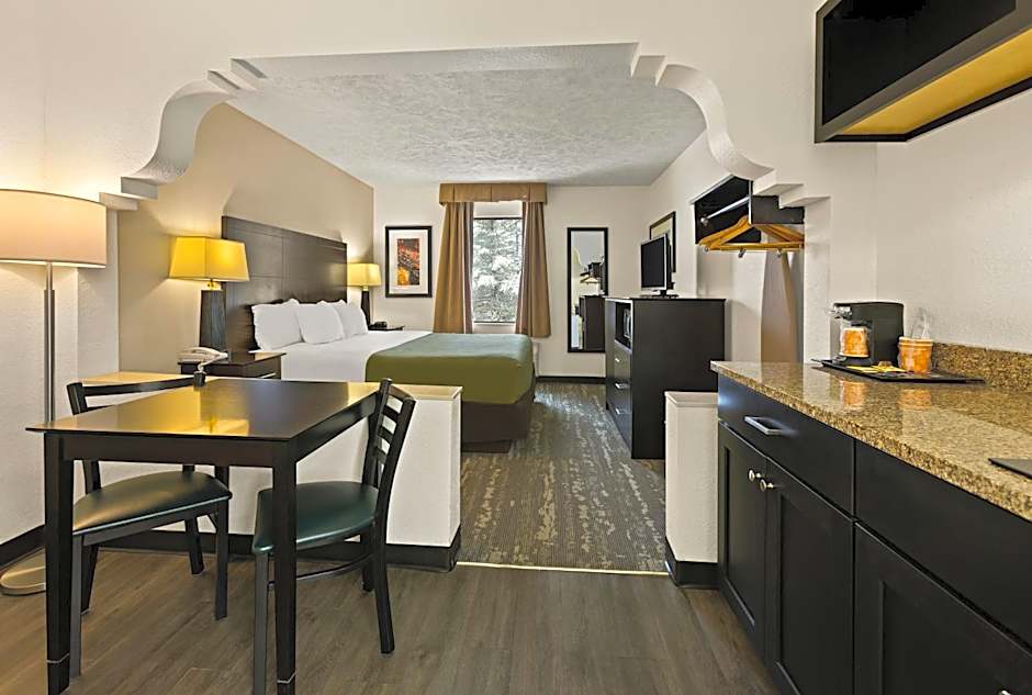 Quality Inn Traverse City