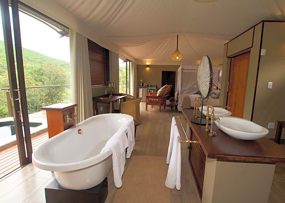 Inzalo Safari Lodge