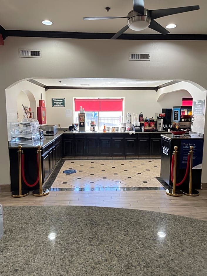 Ramada by Wyndham Oklahoma City Airport North