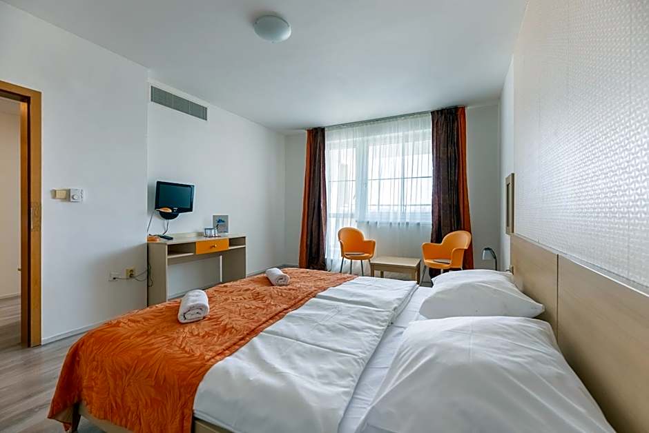 Hotel and Park Divoká Voda