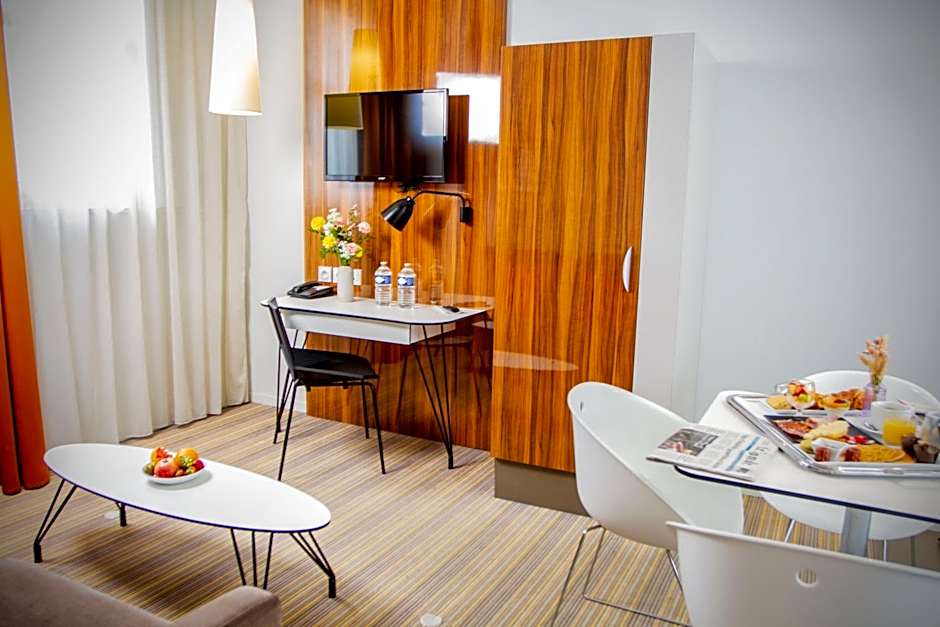 Privilege Appart Hotel Saint Exupery