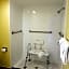Shining Light Inn & Suites