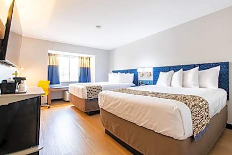 Queen Room with Two Queen Beds - Non-Smoking