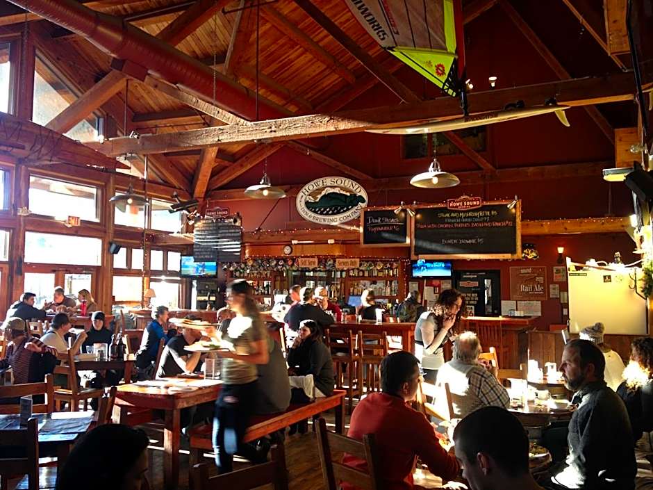 Howe Sound Inn & Brewing Company