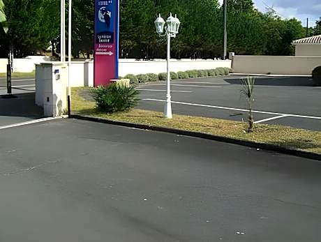 Le Heron Cendre
