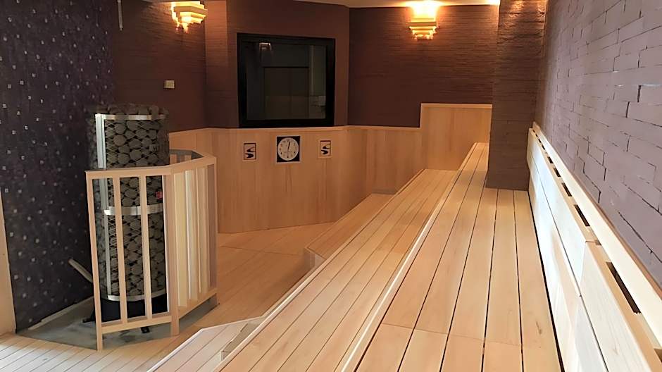 Kawaramachi Gion Onsen Golden Time Takamatsu (Male Only)