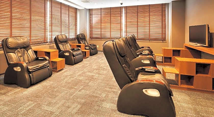 MYSTAYS Shin-Urayasu CC