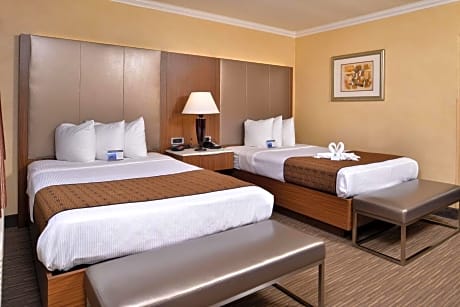 Room with Two Double Beds - Upper Floor