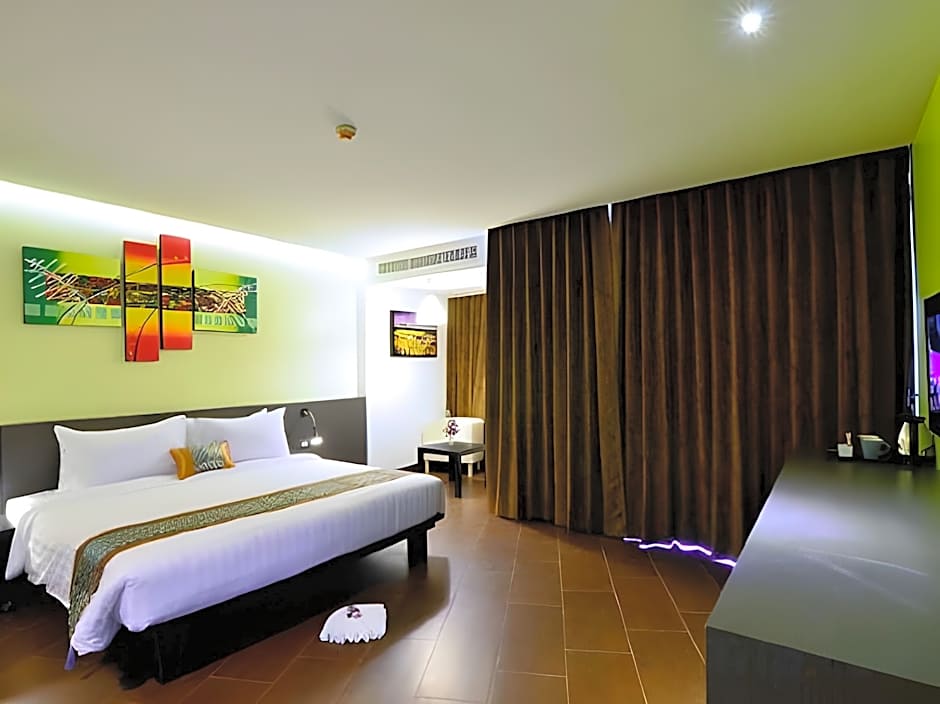 Arthitaya Green Nature Hotel & Lakkhana Poolside Resort