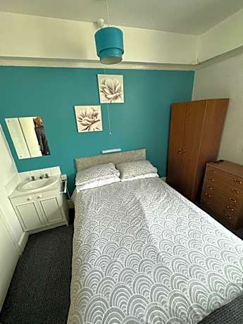 Standard-Quad room-Ensuite