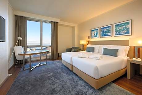 Premium Room River View