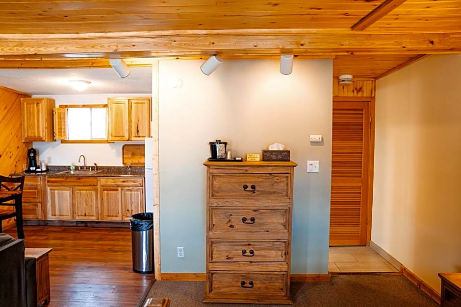 Salida Inn & Monarch Suites