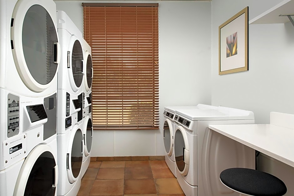 Staybridge Suites North Charleston By IHG