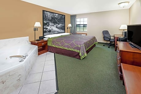 1 King Bed Non-Smoking