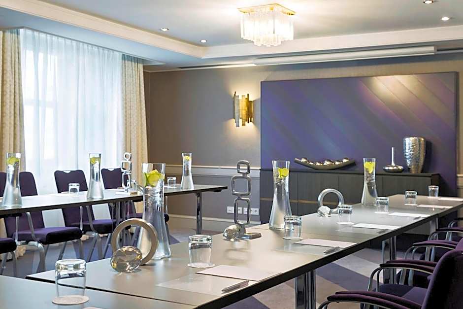 Renaissance® Vienna Schonbrunn Hotel