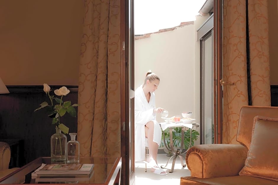 Golden Tower Hotel & Spa