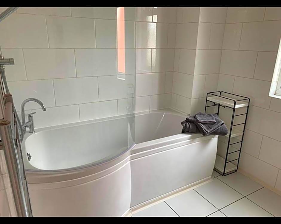 Marley Mansions Clarendon 65