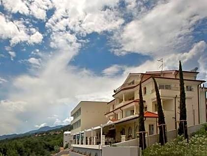 Hotel Villa Kapetanovic