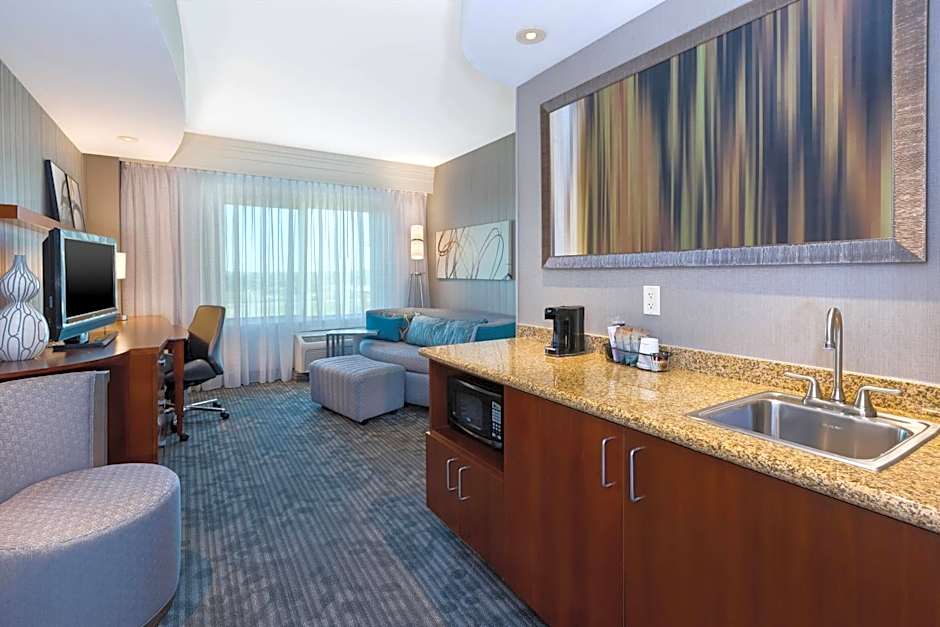 Courtyard by Marriott Omaha La Vista