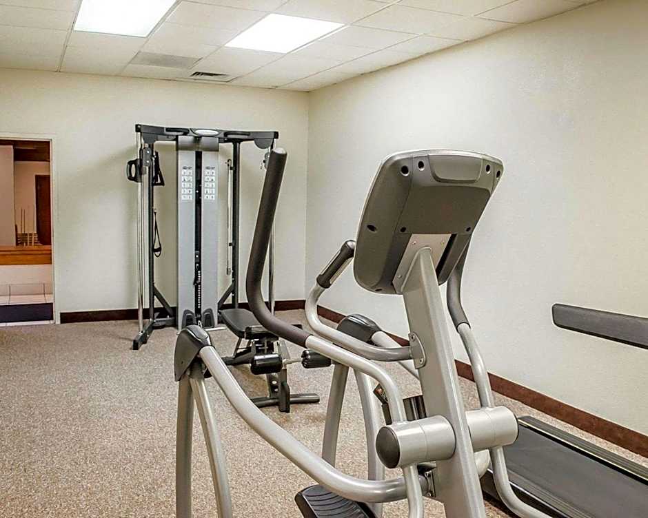 Quality Inn & Suites Pensacola