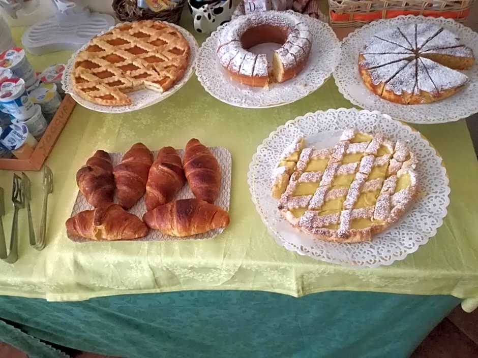 B&B Il Girasole - Rooms & House in country - air conditioned - 1500 meters from historic center