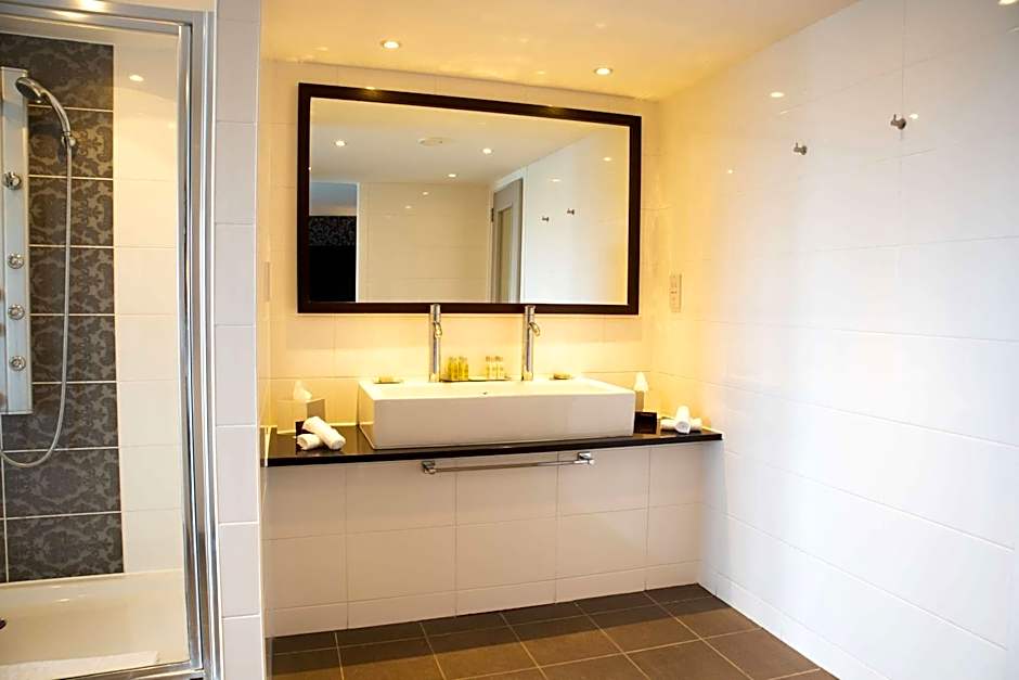 DoubleTree By Hilton Bristol South-Cadbury House