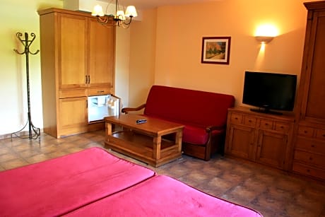 JUNIOR SUITE 2 BEDROOM (4 ADULTS)