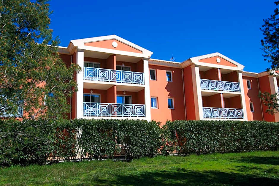 Lagrange Vacances Le Domaine des Grands Pins