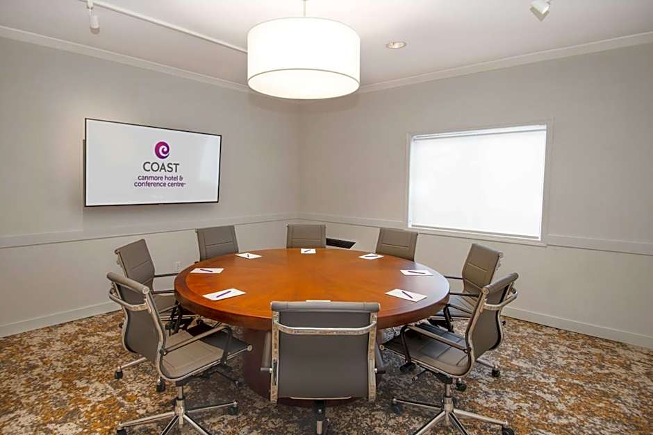 Coast Canmore Hotel & Conference Centre