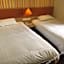 Home Inn (Ningbo Railway Station Daqingqiao Metro Station)