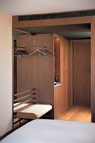 Premium Superior Twin Room