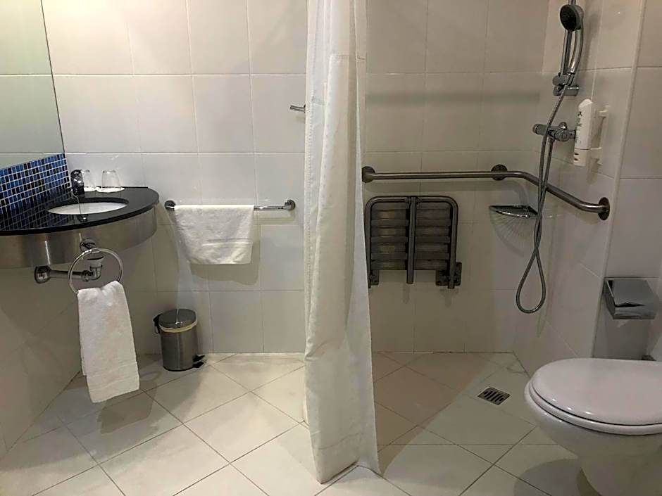 Holiday Inn Express Vitoria By IHG