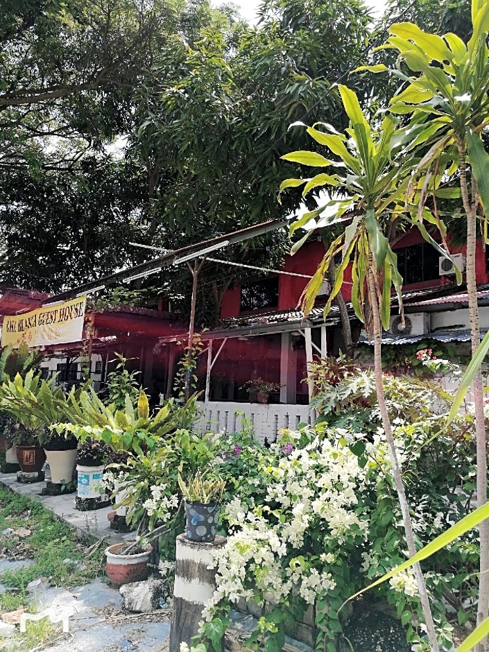 Casa Blanca Guest House