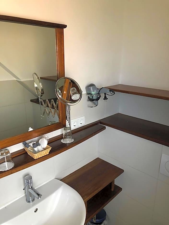Wohlfühlhotel Hörn van Diek Garni mit Schwimmbad