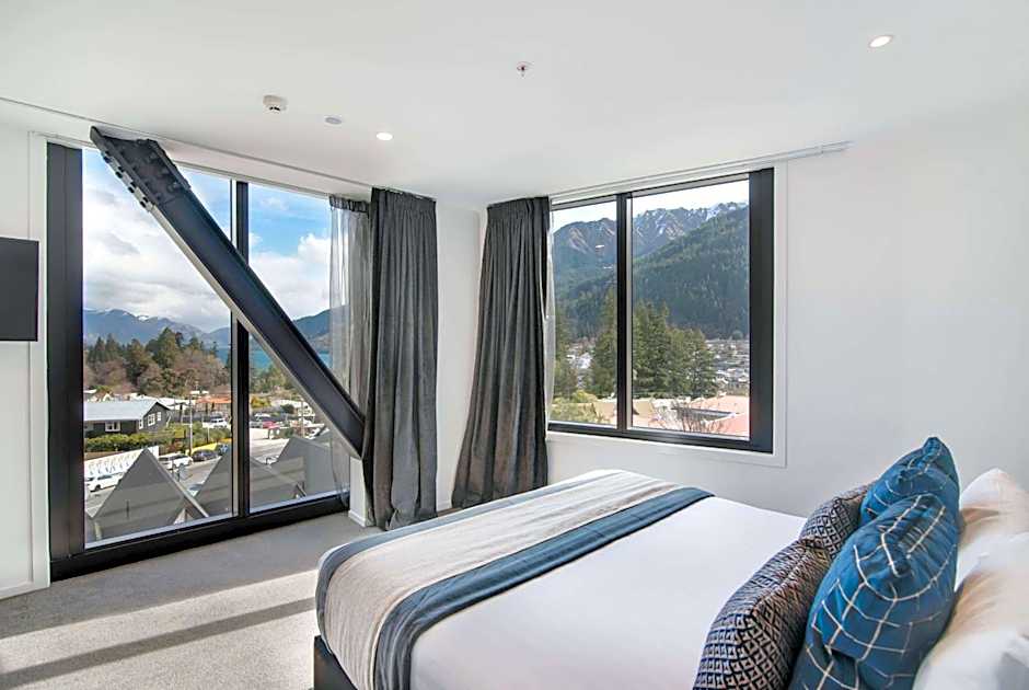 Ramada by Wyndham Queenstown Central