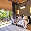 Zebula Golf and Wildlife Estate - The Milky Way Pax 12 - Moi Signature Luxury villa