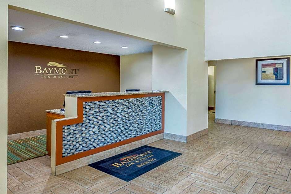 Baymont by Wyndham Beloit